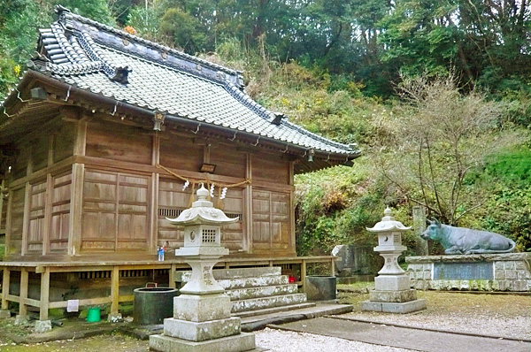 (4) 天満神社