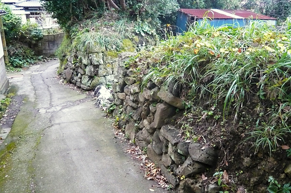(11) 洲崎御台場跡と台場の石