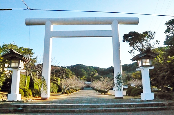 (1) 安房神社
