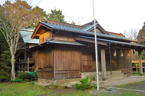 (2) 山荻神社