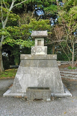(29)富士講祠 文化14年(1817)