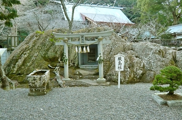 (6)厳島社(いつくしましゃ)