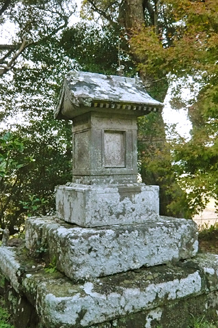 (7)山三講浅間祠