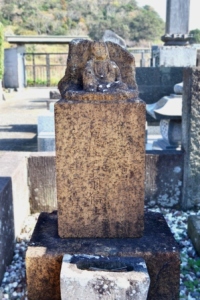 （2）石翁墓石（存林寺）