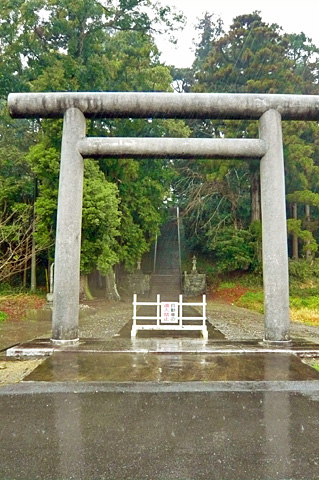 (7) 二の鳥居