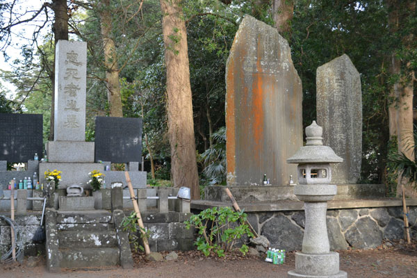 (6)日清・日露戦争記念碑、忠死者霊墓(東条村)