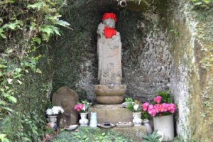(7)女人講建立の地蔵尊
