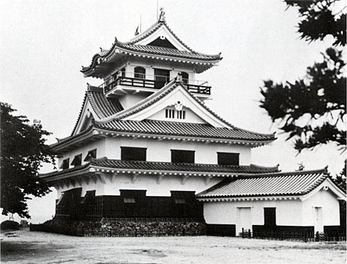 館山城(八犬伝博物館)
