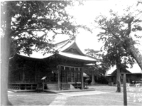 鶴谷八幡宮（拝殿は関東大震災後の再建）