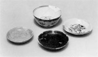 陶磁器（灰釉皿・鉄釉皿・青花碗・青花皿）