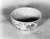 淡黄緑釉茶碗