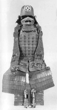 33．朽葉糸素懸威最上胴具足（伝　大曽根右馬允所用）