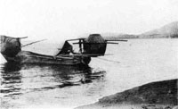 88．那古海岸の漁船（大正時代）