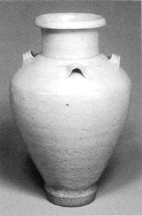 95．白磁四耳壺(3)　南宋～元