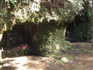 （6）小網寺の弘法ヶ谷