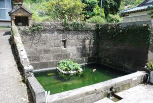 （10）青木の芋井戸