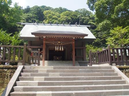 (2)安房(あわ)神社