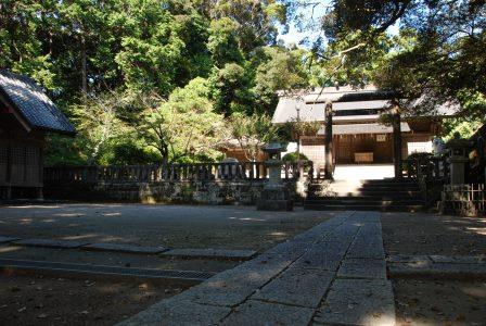 (8)莫越山(なこしやま)神社