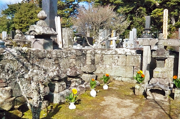 (10)里見義頼の墓