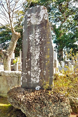 (11)里見義頼公碑